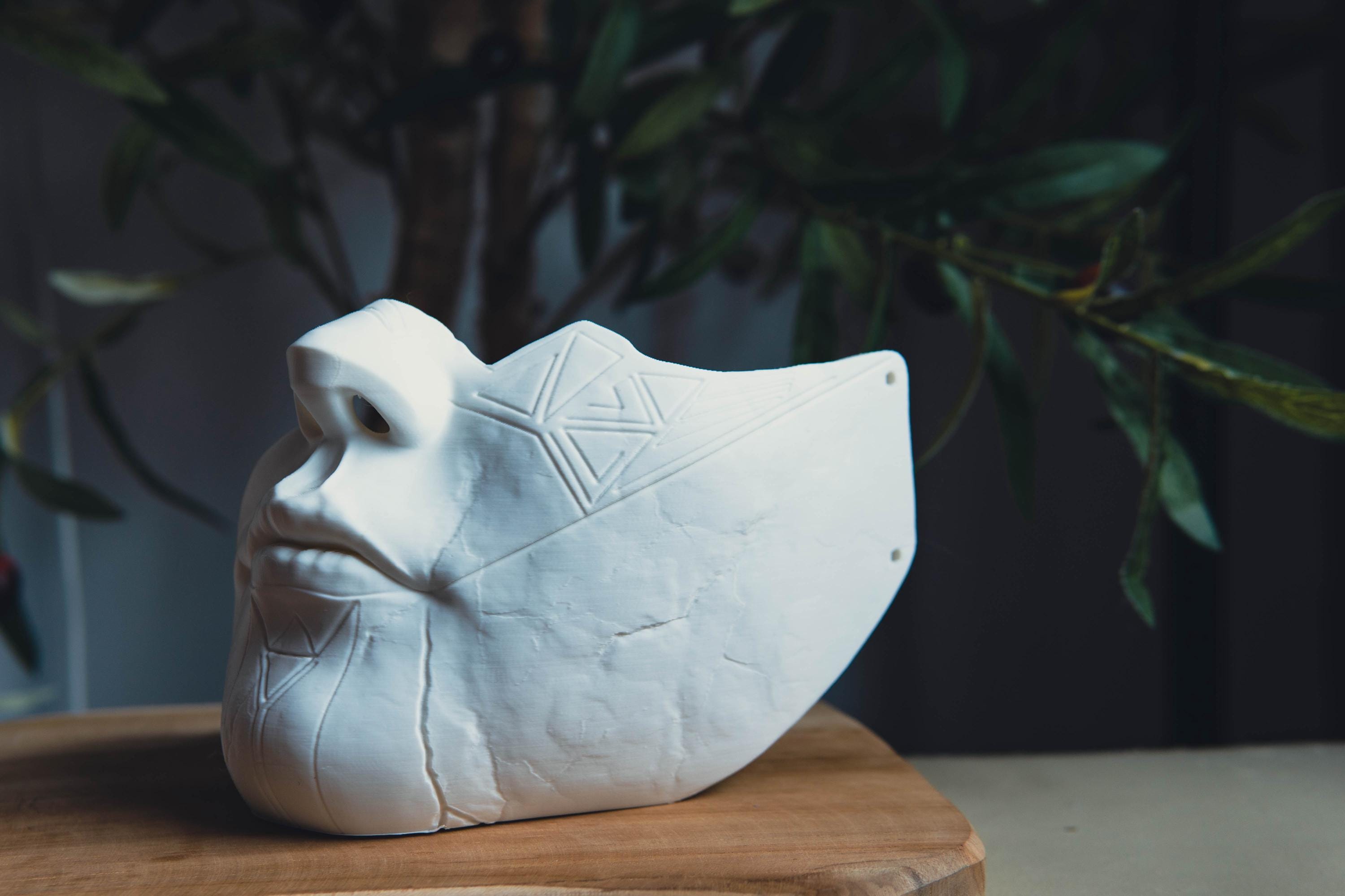 Alicia’s Mask – Clair Obscur 33