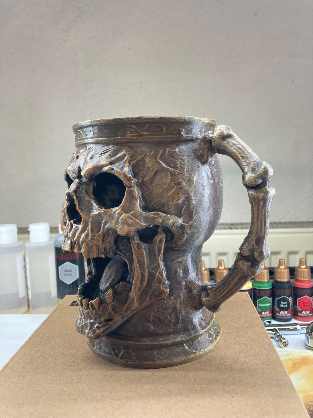 Skull Mug – 0.5L Can Holder with Bone Handle