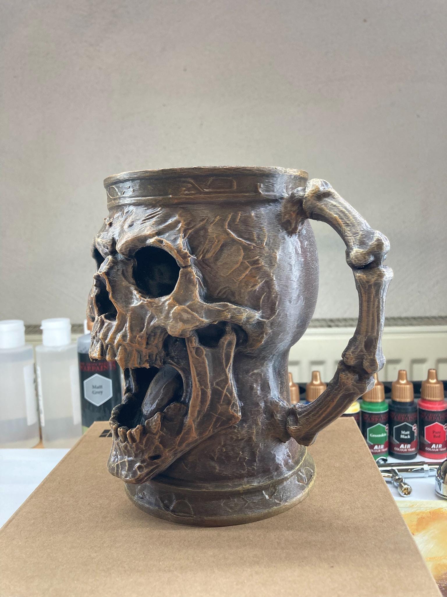 Skull Mug – 0.5L Can Holder with Bone Handle