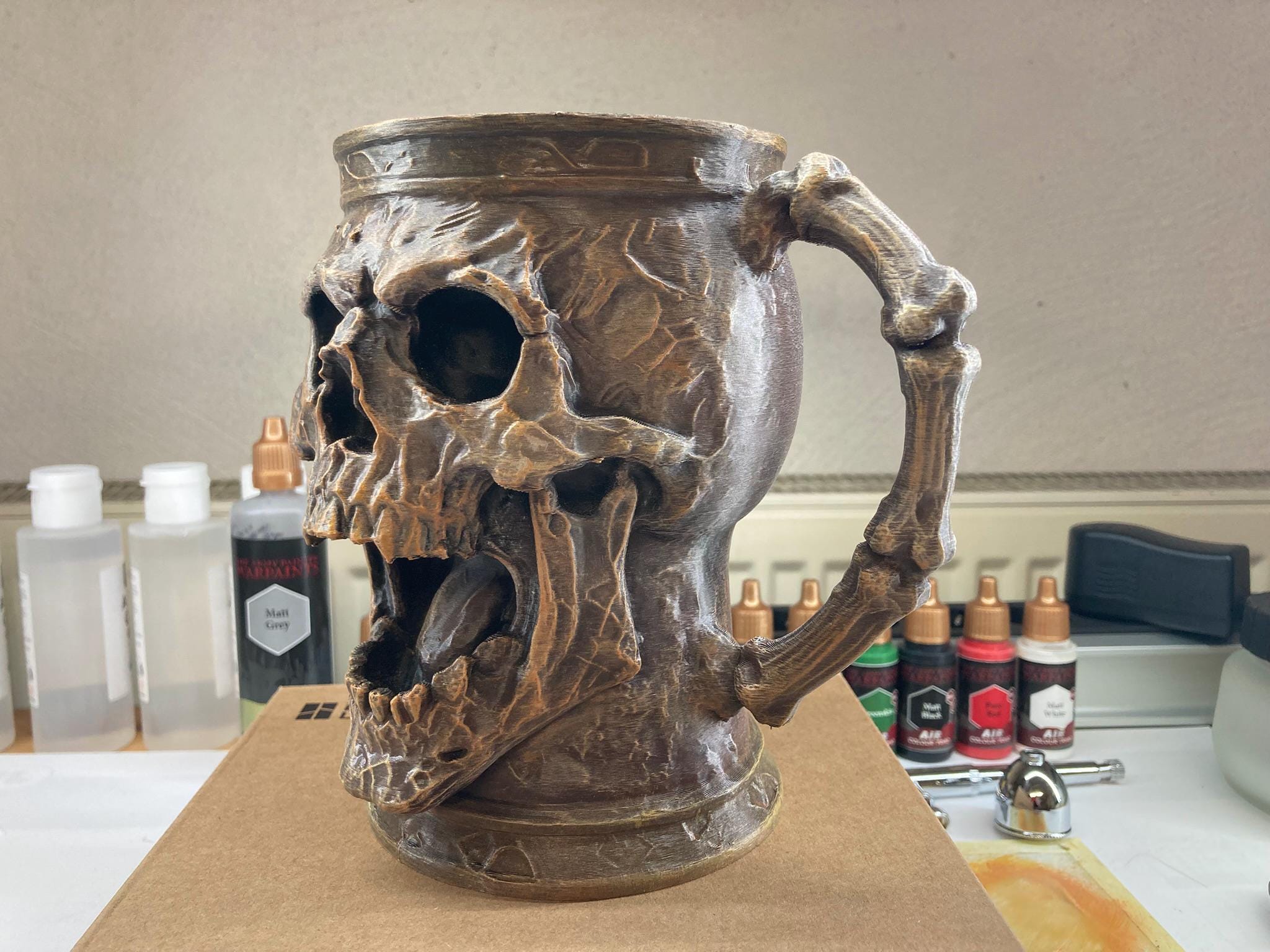 Skull Mug – 0.5L Can Holder with Bone Handle
